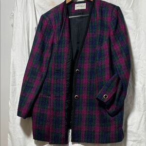 LORD & TAYLOR  Timeless Plaid Jacket.